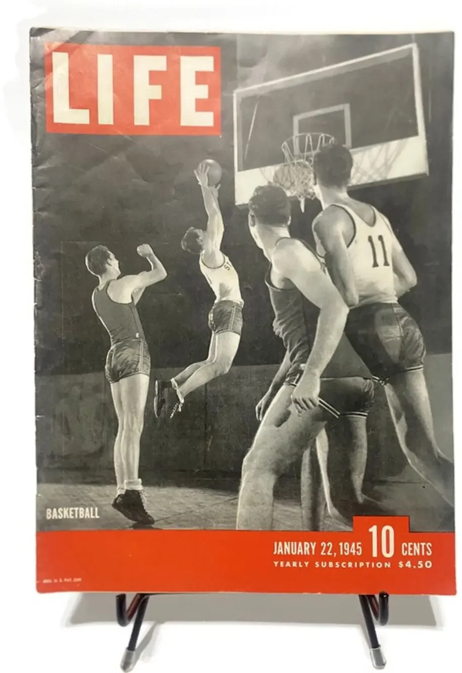 LIFE Magazine January 22 1945 Basketball Cover St Johns WWII Vintage Original
